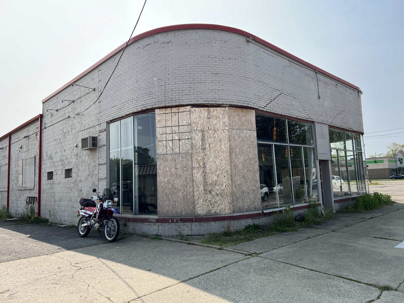 Joseph Pontiac (Johnson Pontiac) - May 21 2023 Photo (newer photo)